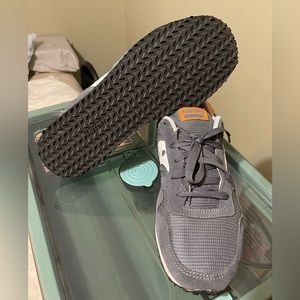 Saucony Grey Jazz Sz 12